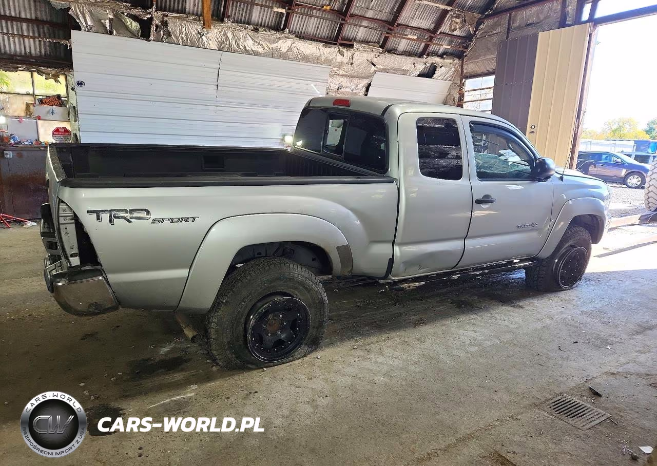 2012 Toyota Tacoma Prerunner Access Cab VIN:5TFTX4GN1CX007598 - 3