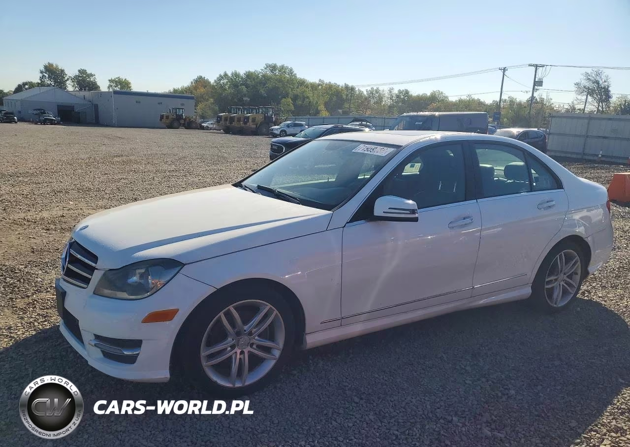 2014 Mercedes-Benz C 250 – zdjęcie 1 z 12