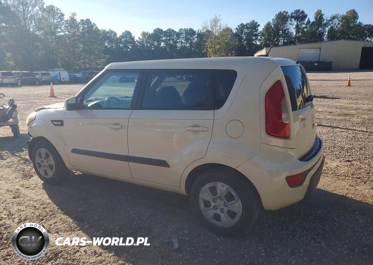 2013 Kia Soul Base VIN:KNDJT2A58D7502317 - 2