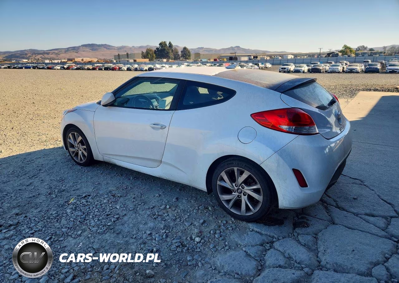 2017 Hyundai Veloster Base VIN:KMHTC6AD7HU307335 - 2