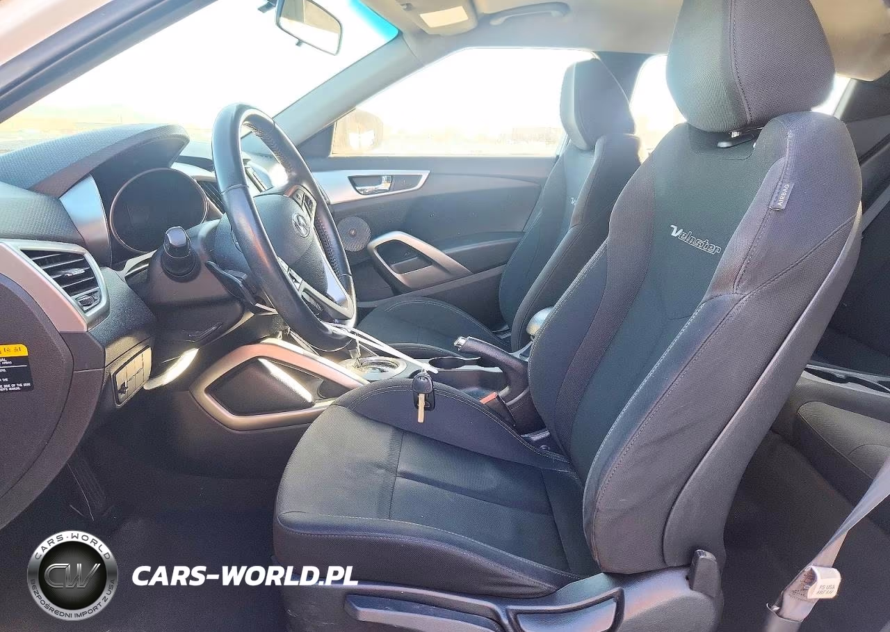 2017 Hyundai Veloster Base VIN:KMHTC6AD7HU307335 - 7