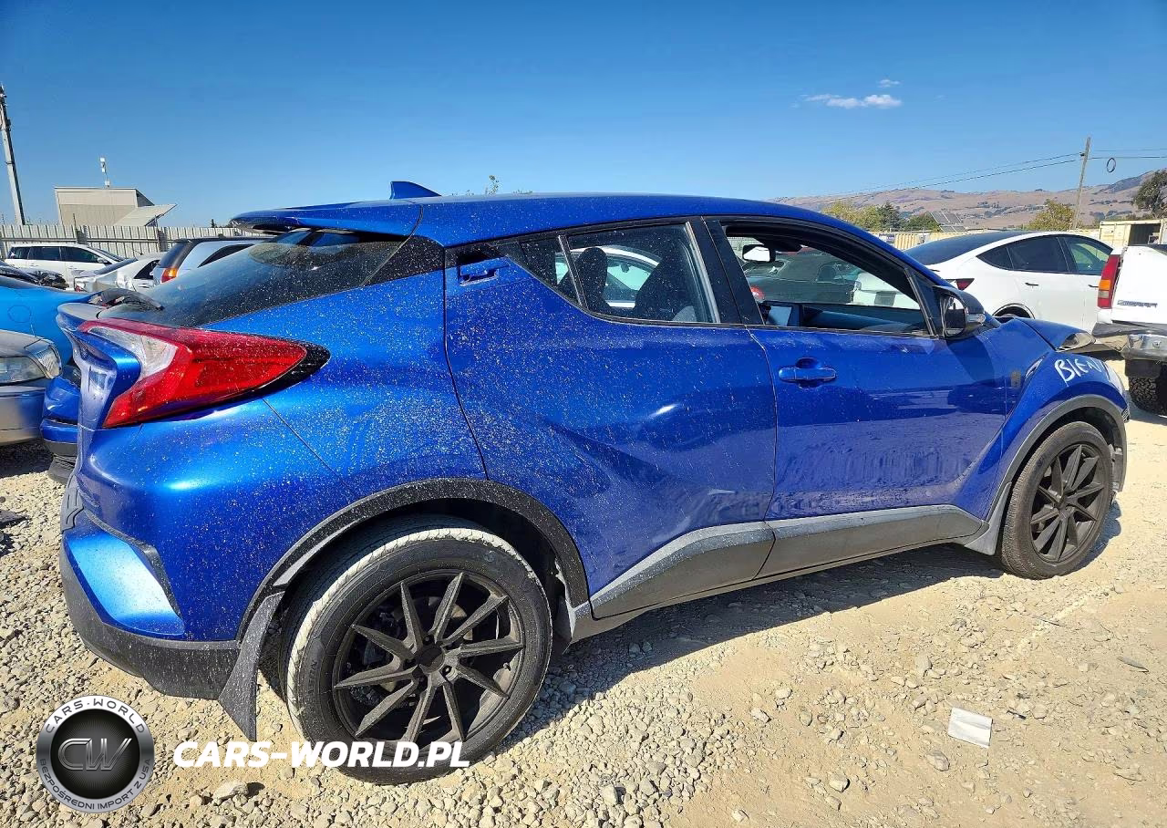2018 Toyota C-Hr Xle VIN:NMTKHMBX3JR029816 - 3