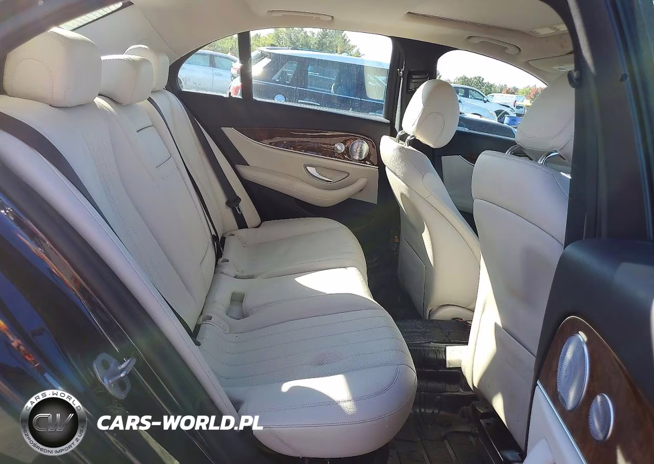 2019 Mercedes-Benz E 300 4Matic VIN:WDDZF4KB3KA551165 - 10
