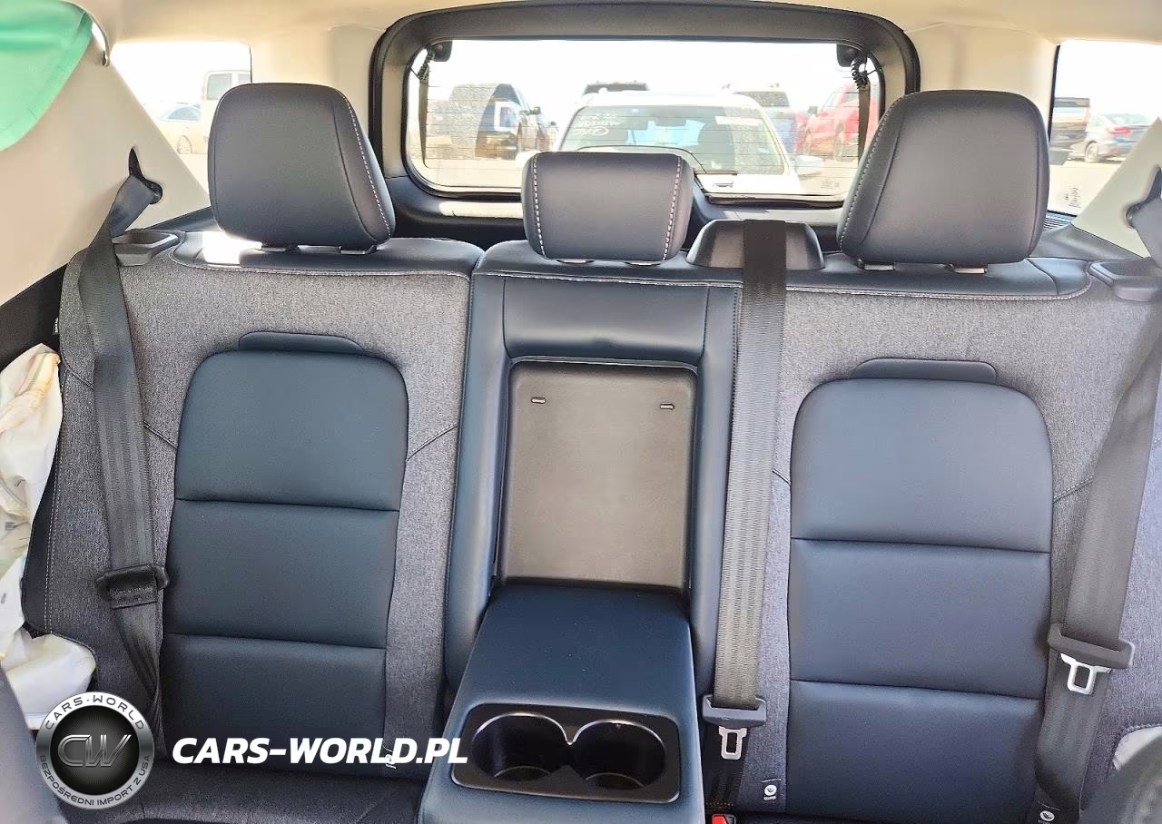 2024 Ford Bronco Sport Outer Banks VIN:3FMCR9C62RRE53200 - 10
