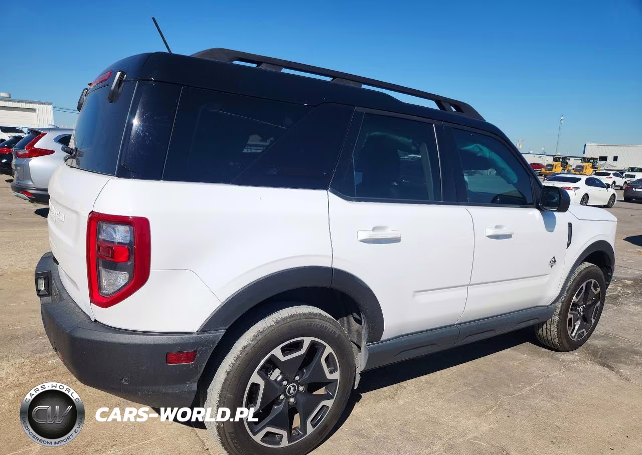 2024 Ford Bronco Sport Outer Banks VIN:3FMCR9C62RRE53200 - 3