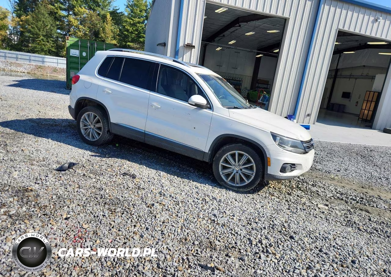 2013 Volkswagen Tiguan S VIN:WVGAV3AX9DW567843 - 4