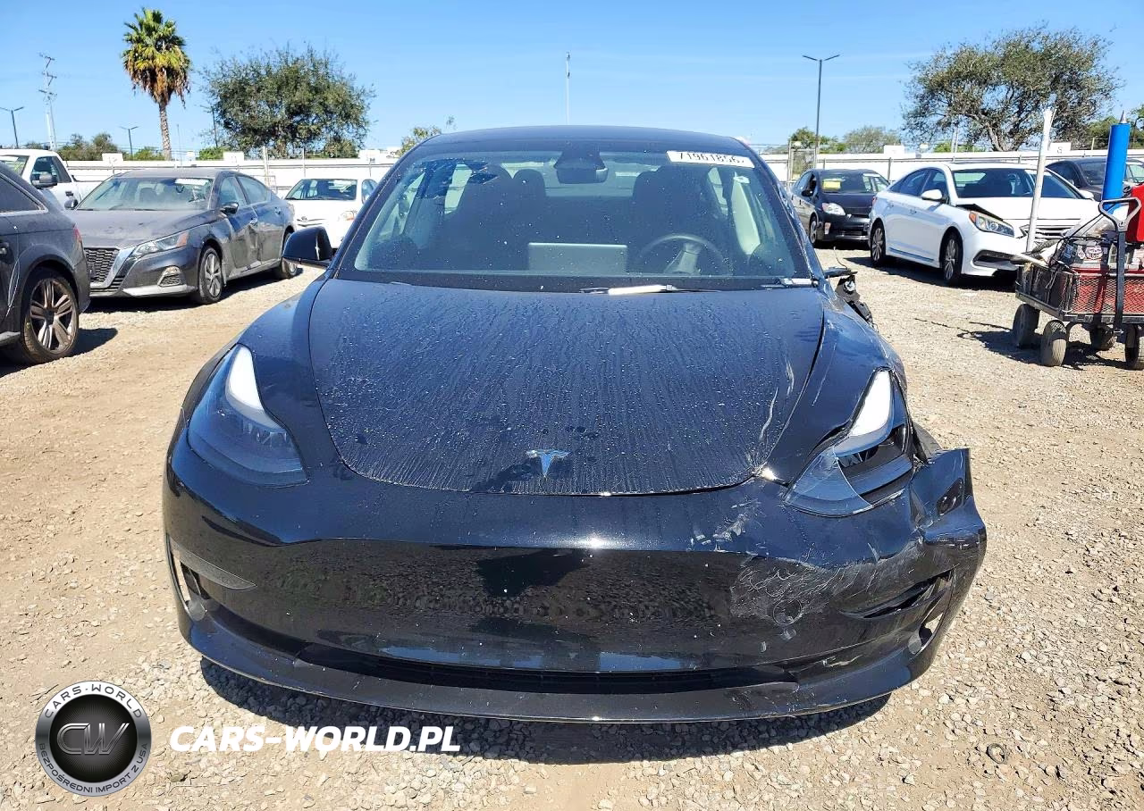 2023 Tesla Model 3 VIN:5YJ3E1EAXPF572923 - 5