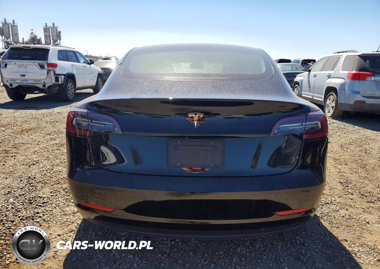 2023 Tesla Model 3 VIN:5YJ3E1EAXPF572923 - 6