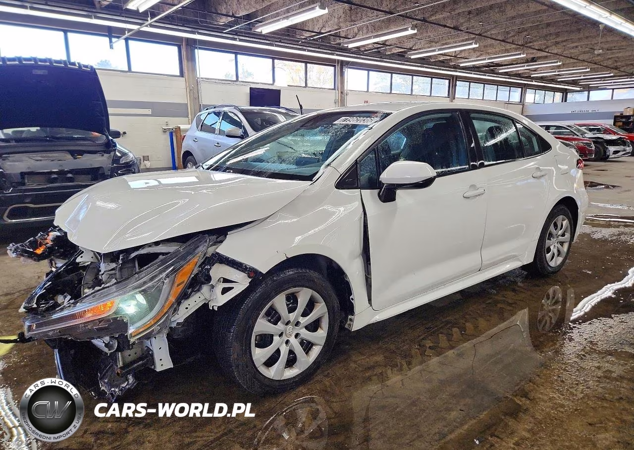 2021 Toyota Corolla Le – zdjęcie 1 z 12