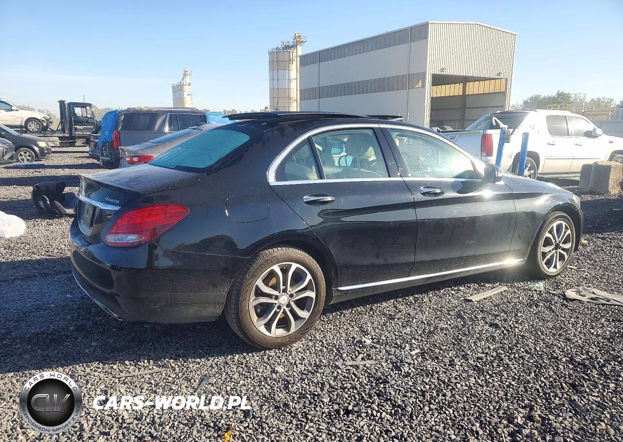 2016 Mercedes-Benz C 300 4Matic VIN:55SWF4KB4GU163100 - 3