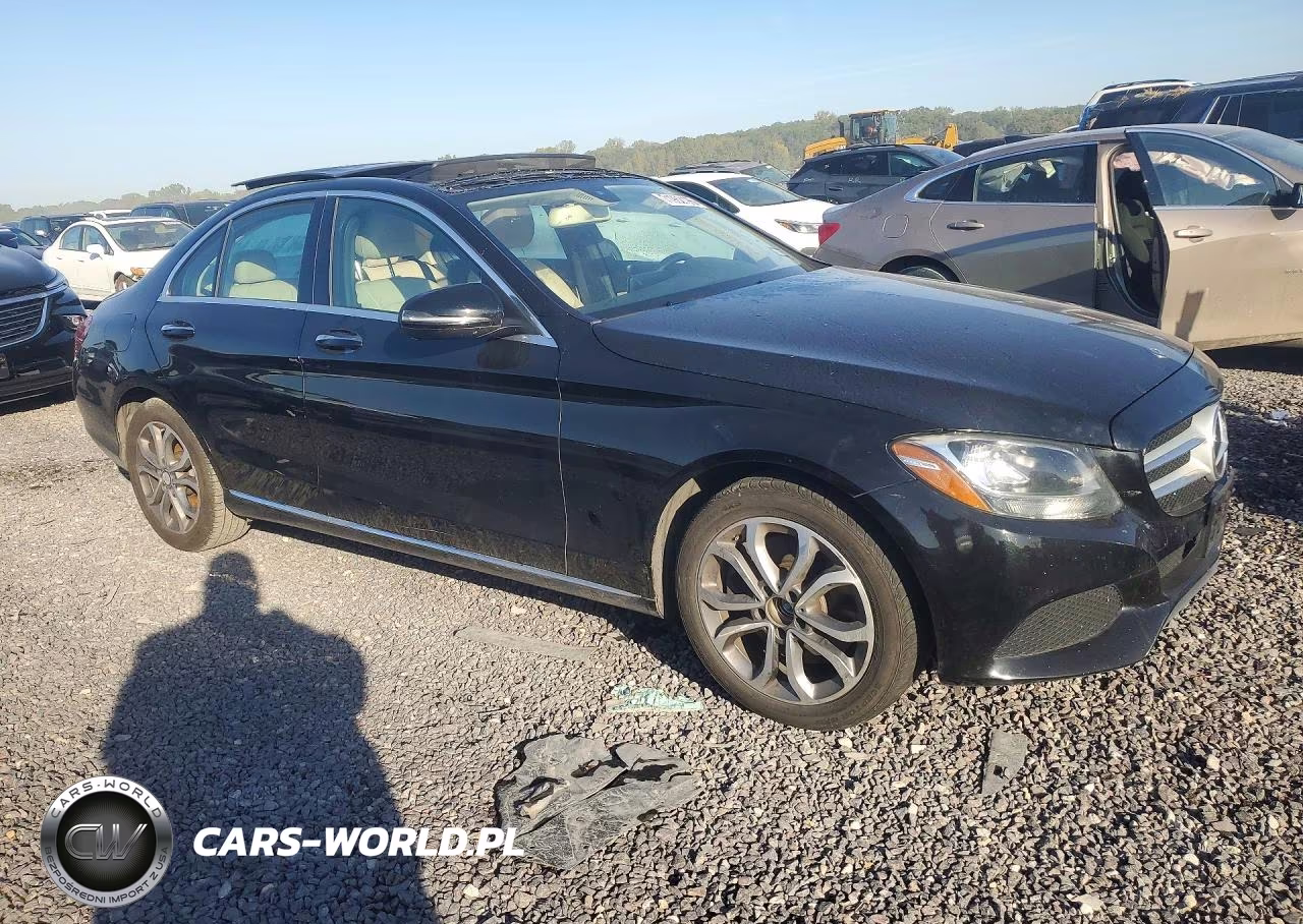 2016 Mercedes-Benz C 300 4Matic VIN:55SWF4KB4GU163100 - 4