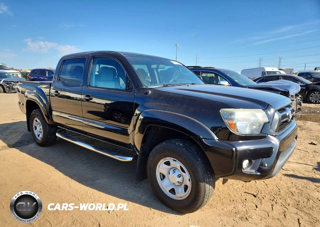 2015 Toyota Tacoma V6 VIN:5TFLU4EN6FX141054 - 4