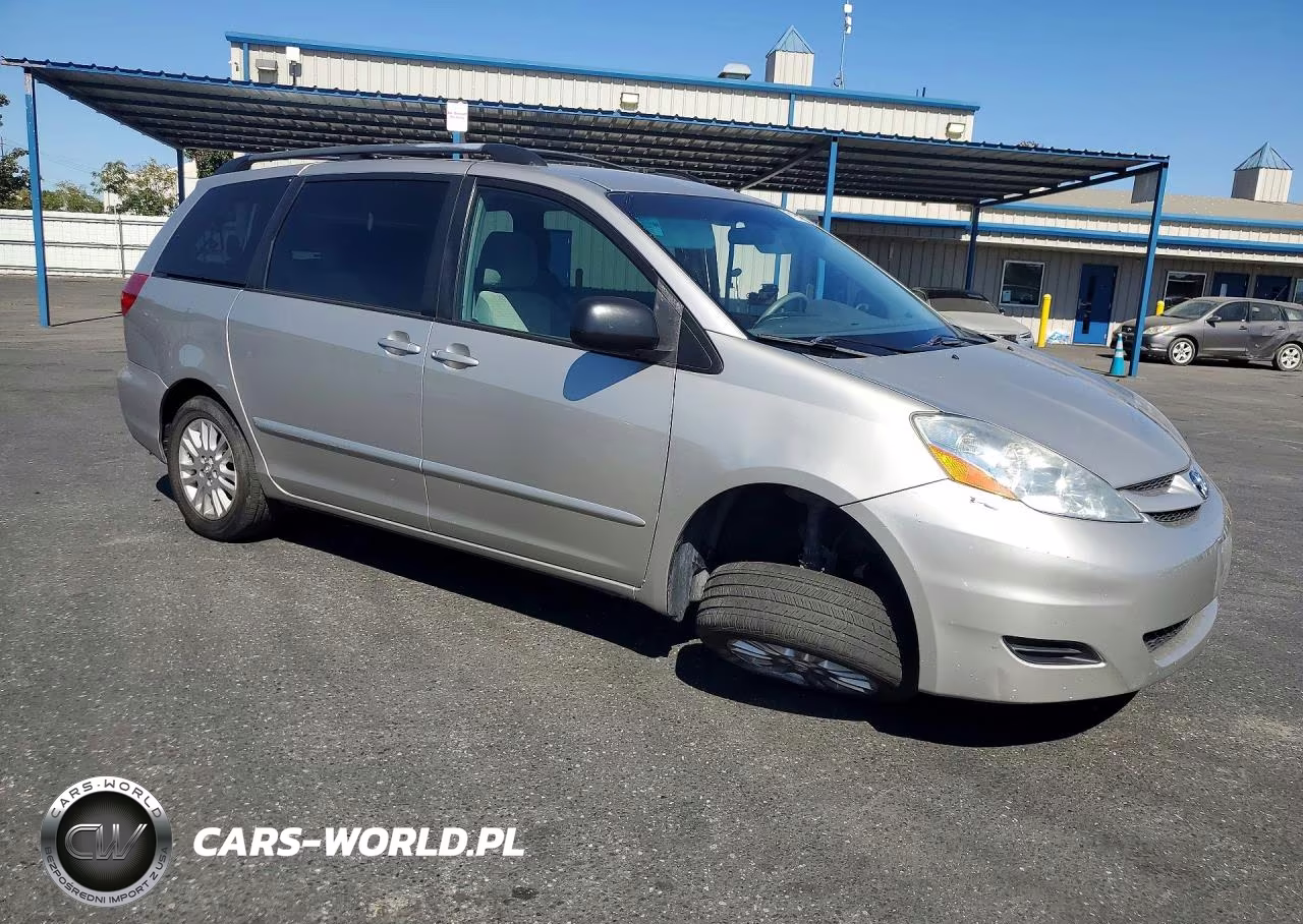 2009 Toyota Sienna Le 8-Passenger VIN:5TDZK23C59S273965 - 4