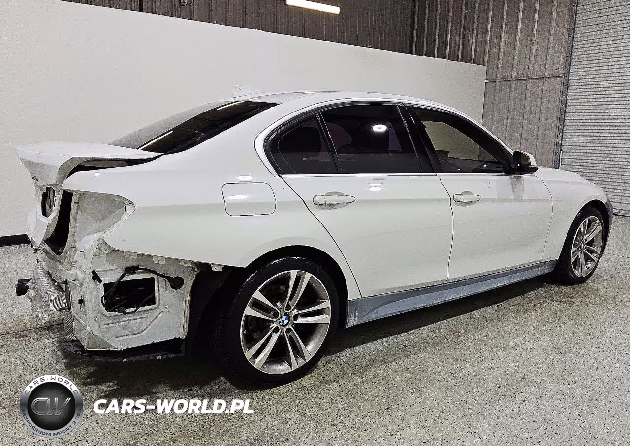2018 BMW 330 I VIN:WBA8B9G59JNU98977 - 3
