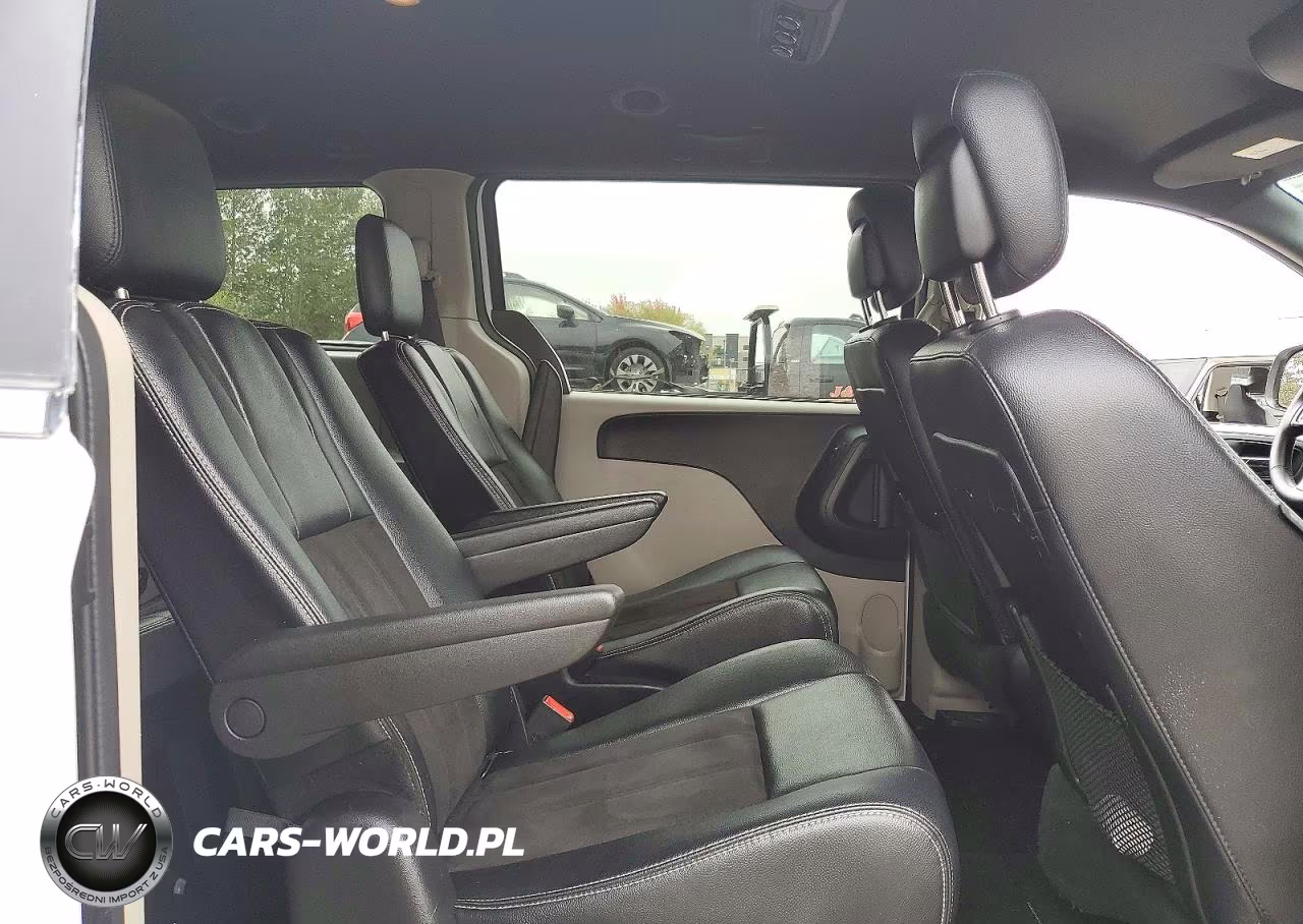 2019 Dodge Grand Caravan Sxt VIN:2C4RDGCG3KR674424 - 11