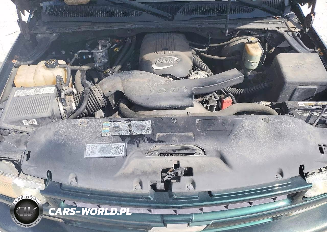 2002 Chevrolet Tahoe K1500 VIN:1GNEK13Z22R295897 - 12
