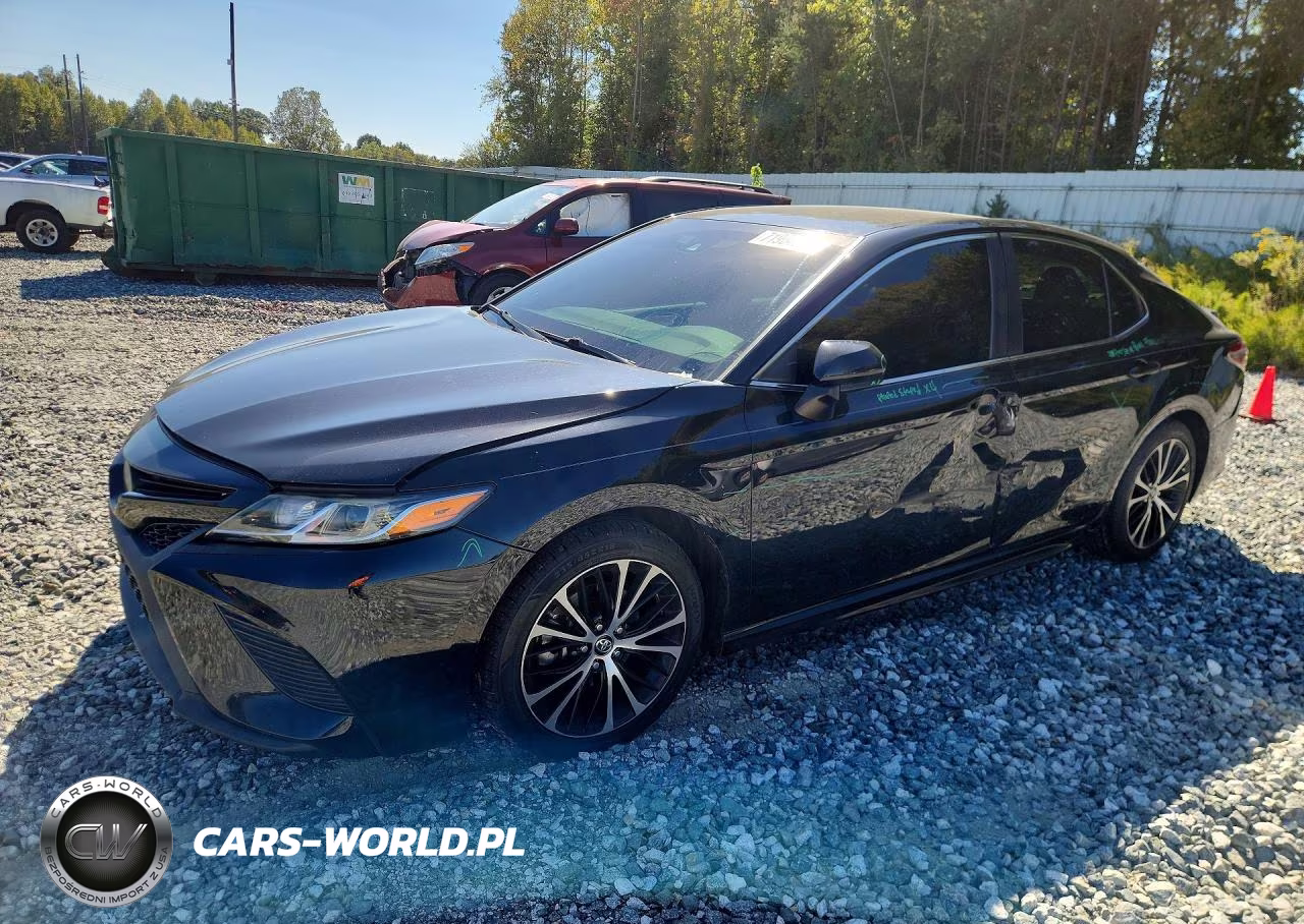 2018 Toyota Camry Se VIN:4T1B11HKXJU545906 - 1