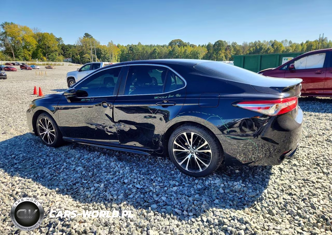 2018 Toyota Camry Se VIN:4T1B11HKXJU545906 - 2