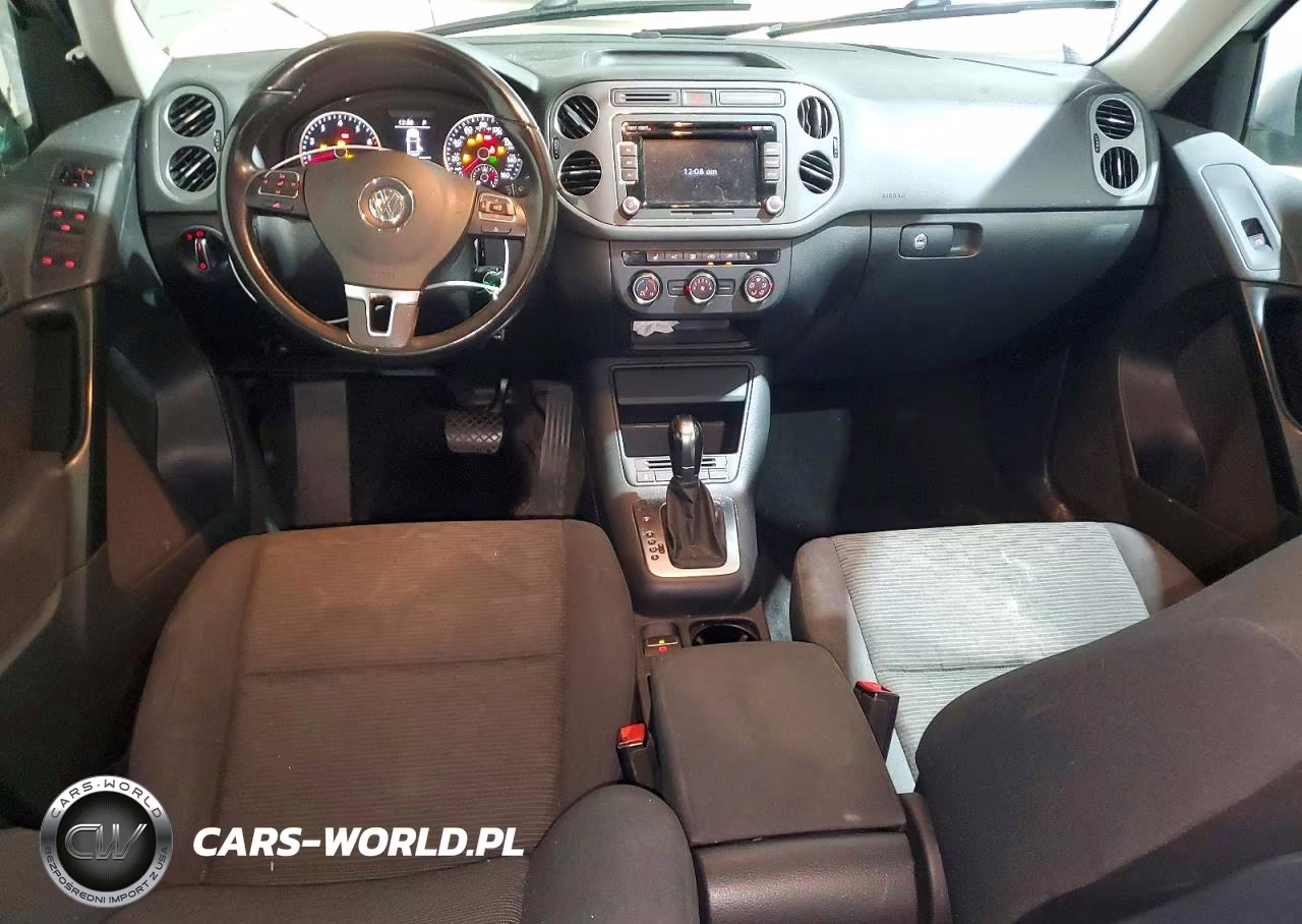 2015 Volkswagen Tiguan S VIN:WVGBV7AX2FW585437 - 8
