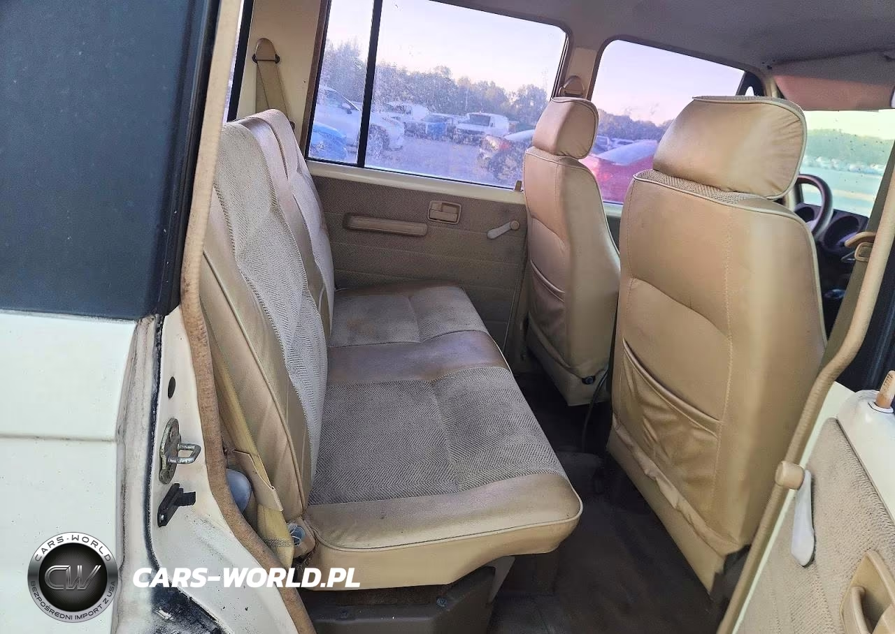 1988 Isuzu Trooper Ii VIN:JAACH18E5J7816875 - 11
