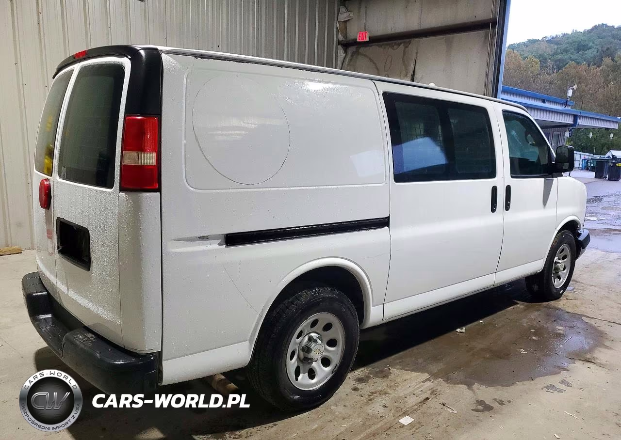 2014 Chevrolet Express G1500 VIN:1GCSGAFX4E1156252 - 3