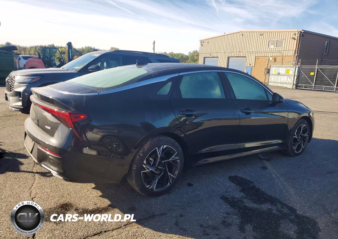 2027 Kia K5 Gt Line VIN:KNAG64J77V5529940 - 3