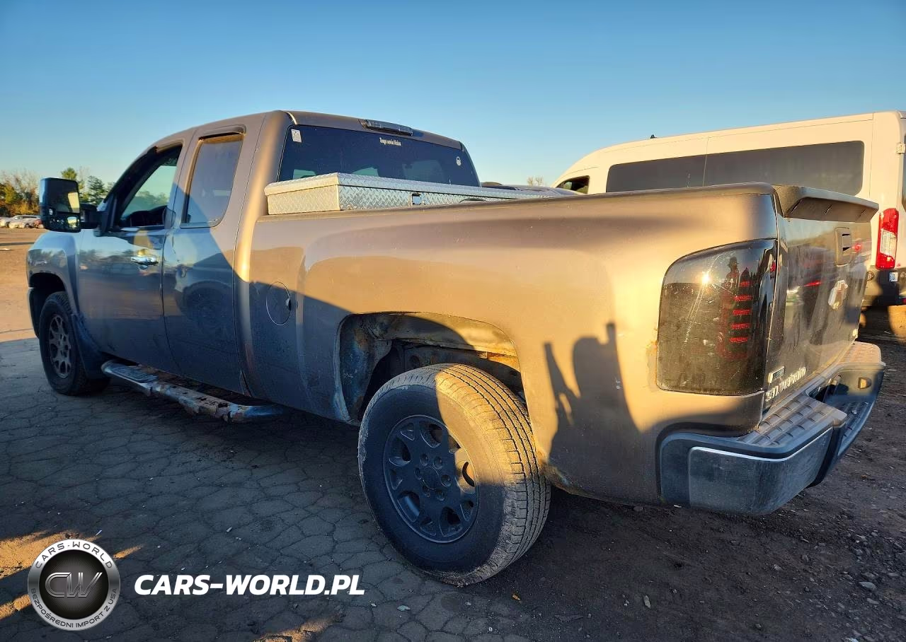2011 Chevrolet Silverado K1500 Lt VIN:1GCRKSE37BZ324299 - 2