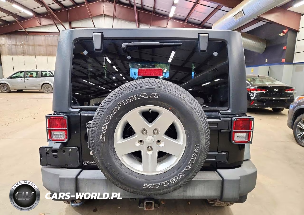 2013 Jeep Wrangler Sport VIN:1C4AJWAG8DL516305 - 6