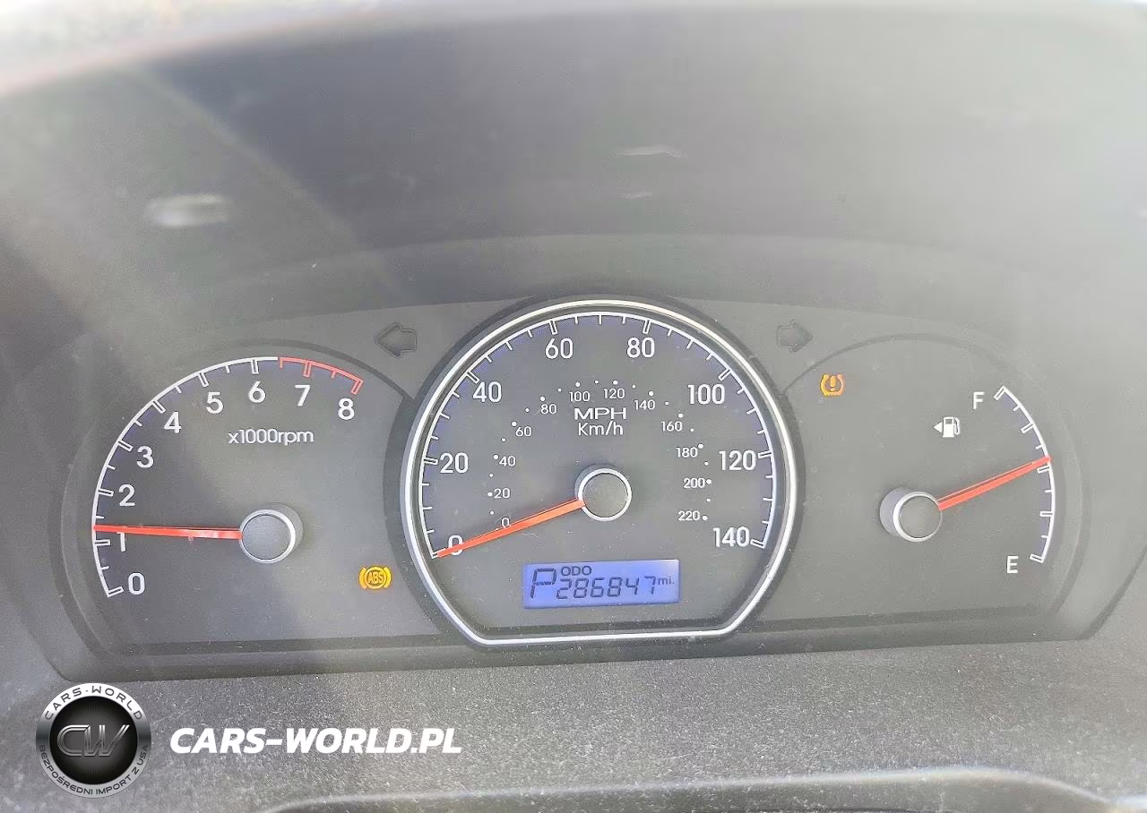 2010 Hyundai Elantra Gls VIN:KMHDU4AD9AU188070 - 9