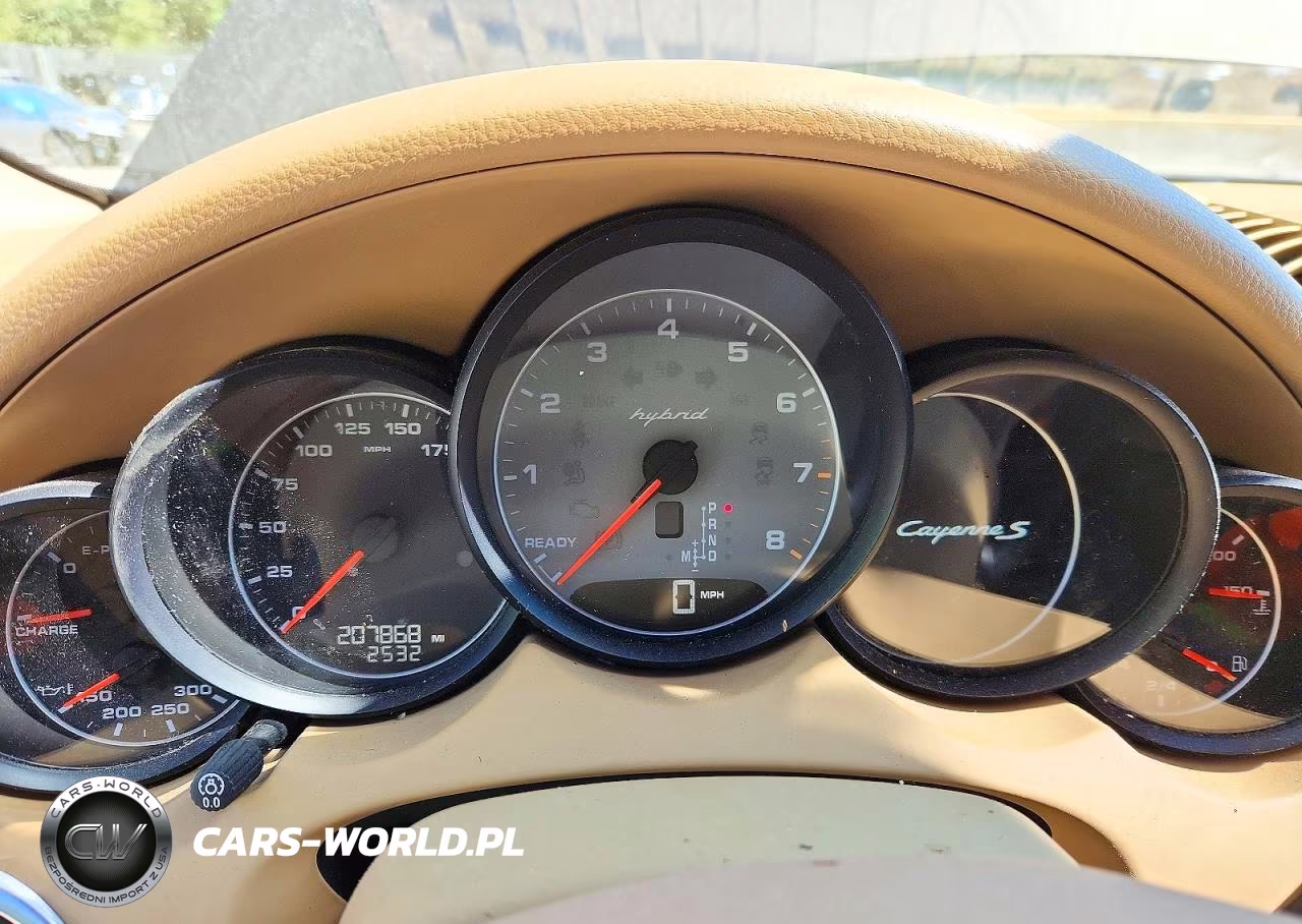 2012 Porsche Cayenne S Hybrid VIN:WP1AE2A21CLA90729 - 9