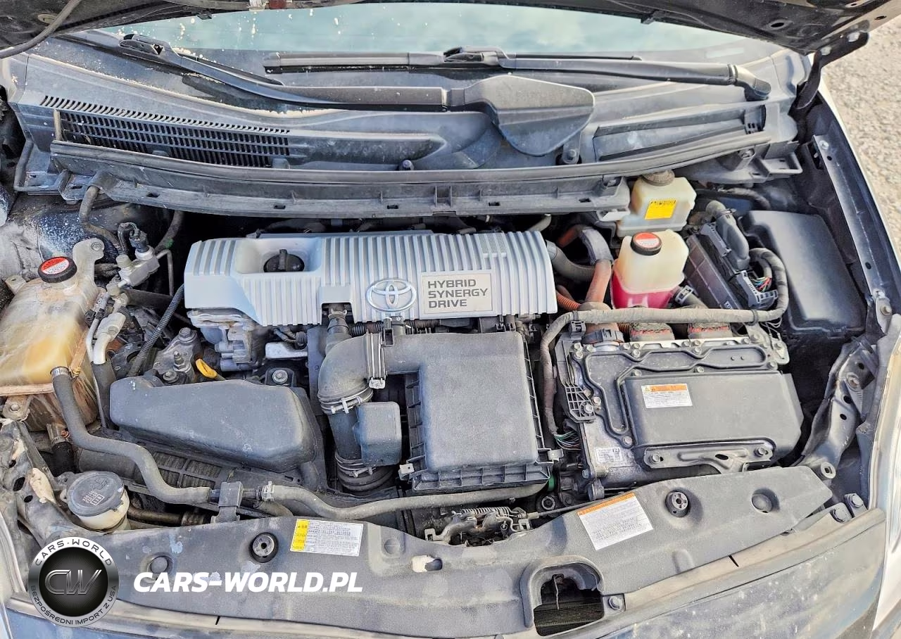 2015 Toyota Prius Two VIN:JTDKN3DU5F1902185 - 11