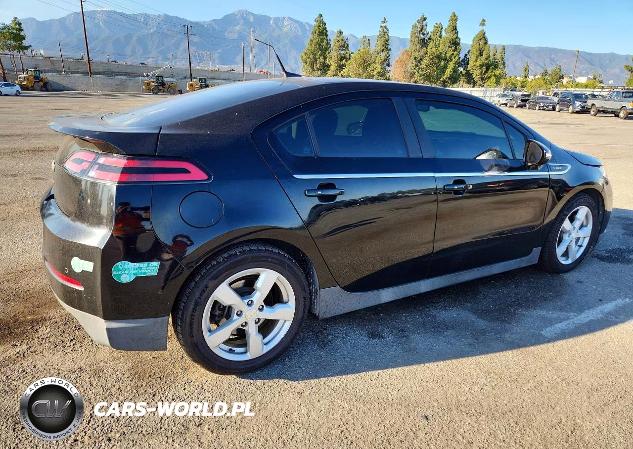 2014 Chevrolet Volt VIN:1G1RH6E4XEU165562 - 3