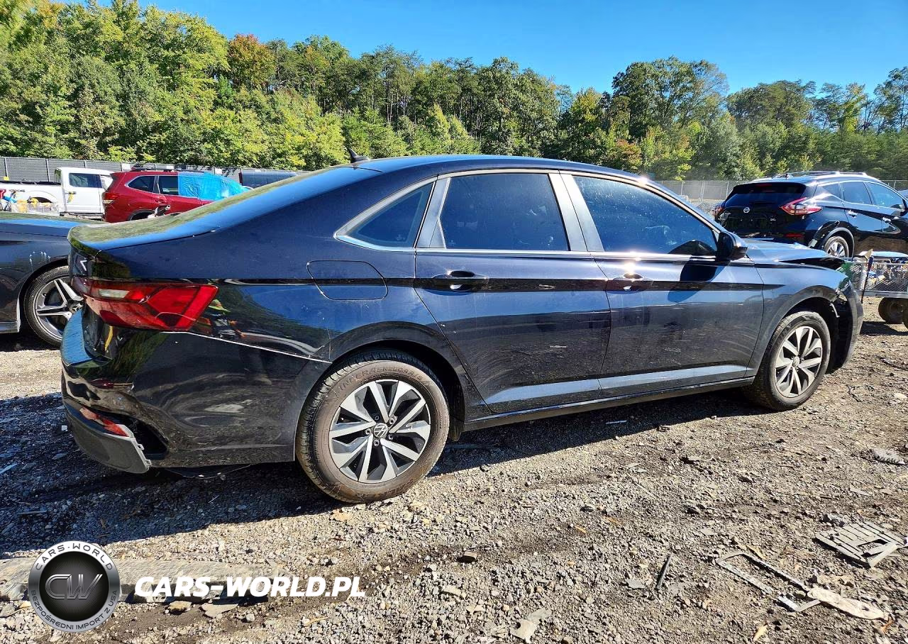 2024 Volkswagen Jetta S VIN:3VW5M7BU4RM045047 - 3