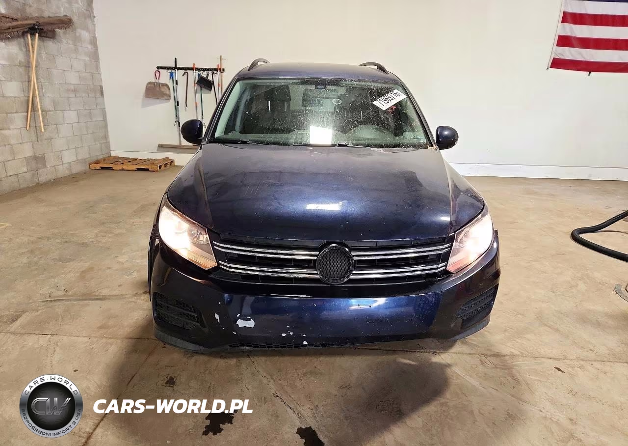 2016 Volkswagen Tiguan S VIN:WVGBV7AXXGW599135 - 5