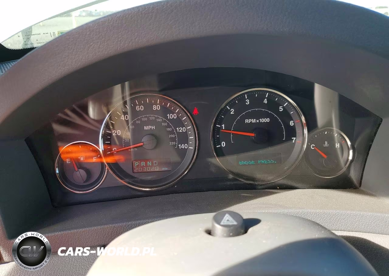 2005 Jeep Grand Cherokee Limited VIN:1J4HR58275C615902 - 9