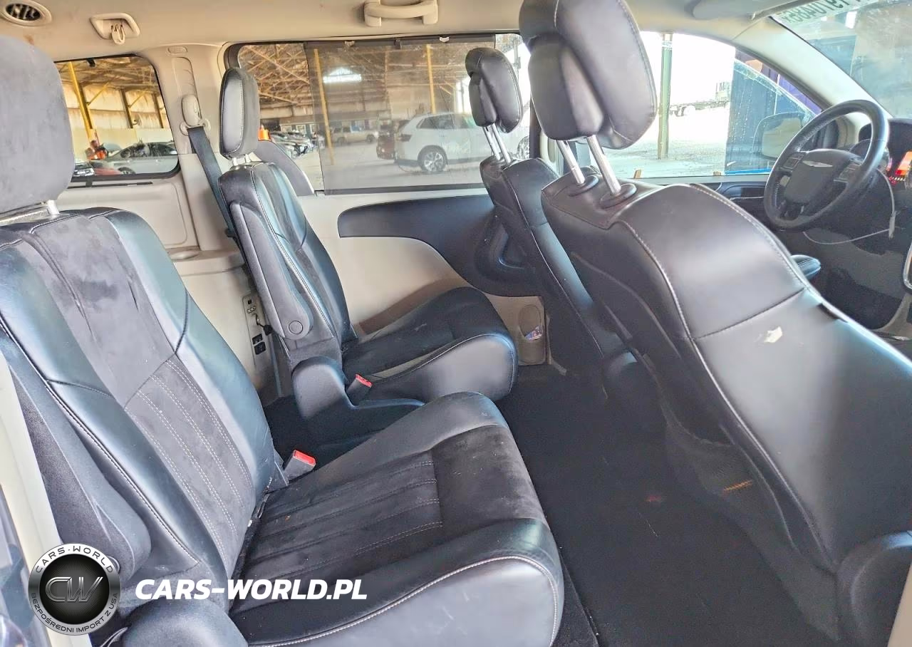 2014 Chrysler Town & Country Touring L VIN:2C4RC1CGXER239629 - 11