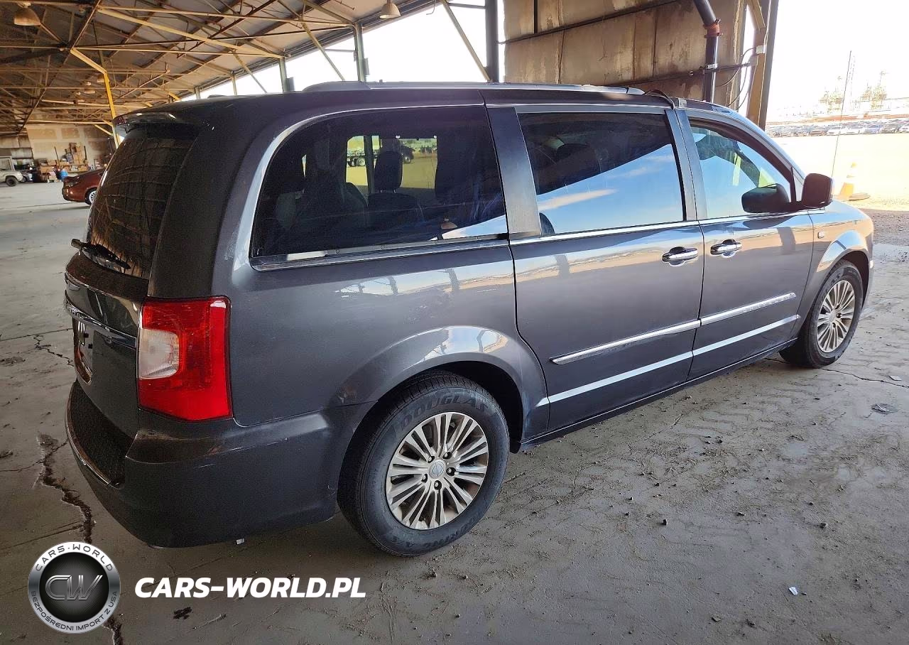 2014 Chrysler Town & Country Touring L VIN:2C4RC1CGXER239629 - 3