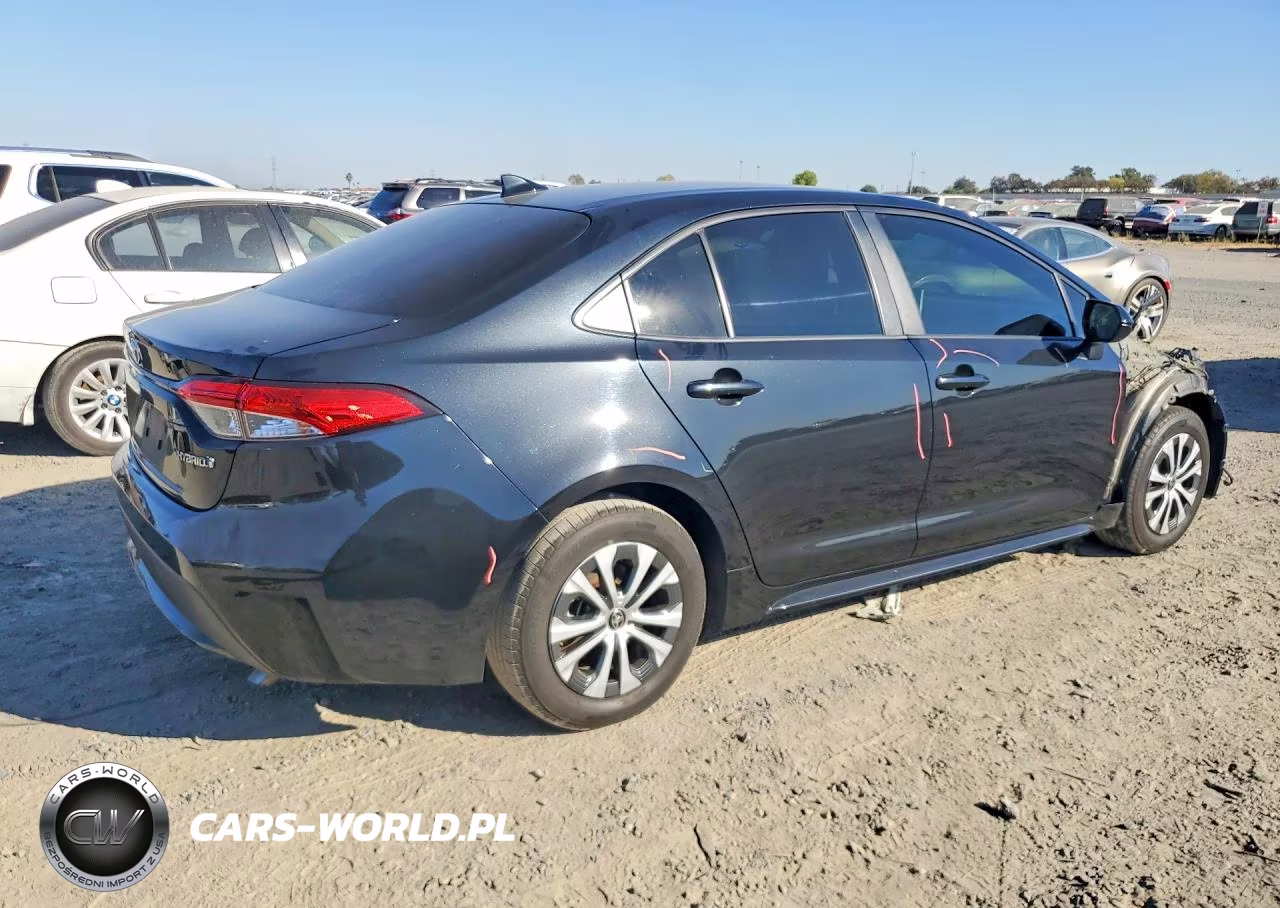 2021 Toyota Corolla Le VIN:JTDEAMDE7MJ012646 - 3