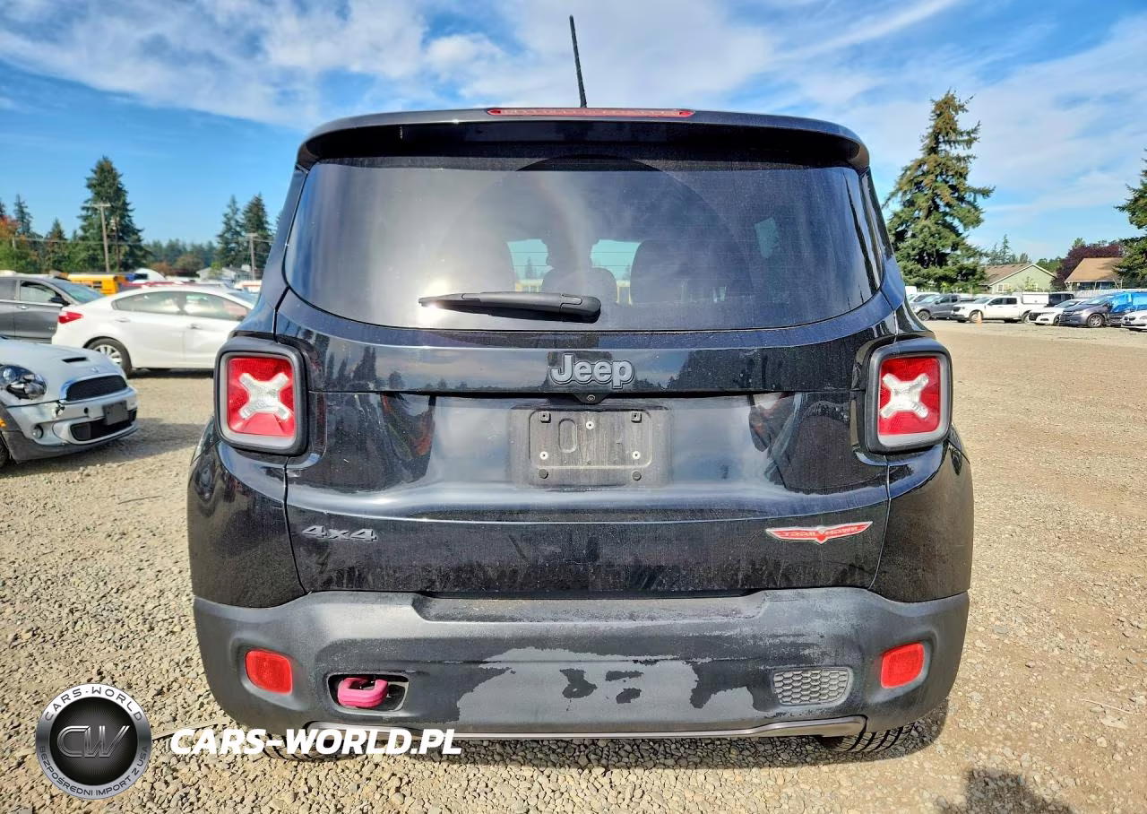 2017 Jeep Renegade Trailhawk VIN:ZACCJBCB0HPE62552 - 6