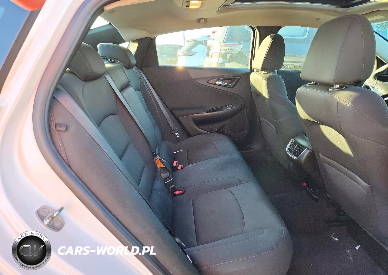 2017 Chevrolet Malibu Lt VIN:1G1ZE5ST0HF154240 - 10
