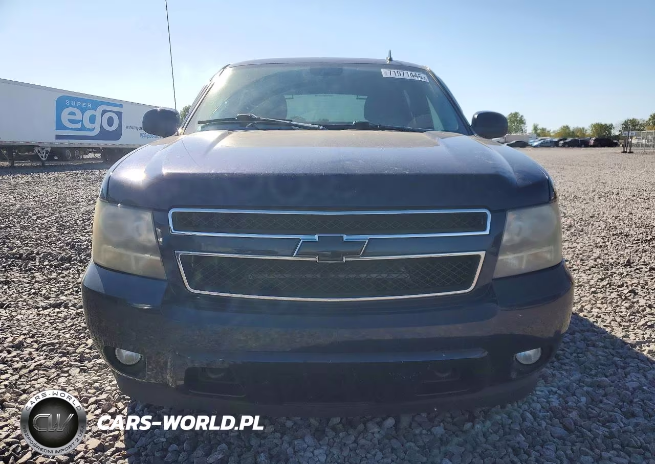 2010 Chevrolet Avalanche Lt VIN:3GNVKFE04AG291599 - 5