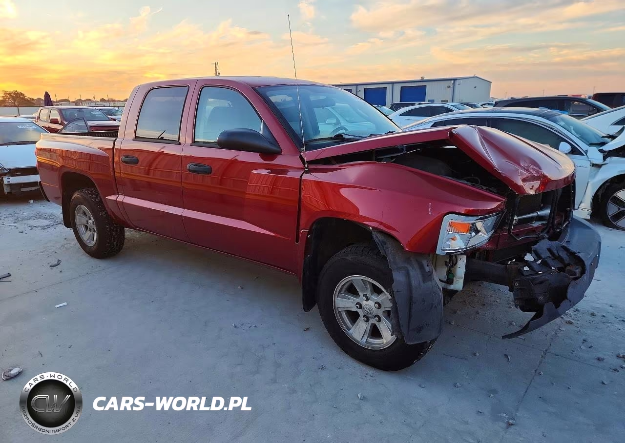 2008 Dodge Dakota Sxt VIN:1D7HE38K28S532254 - 4