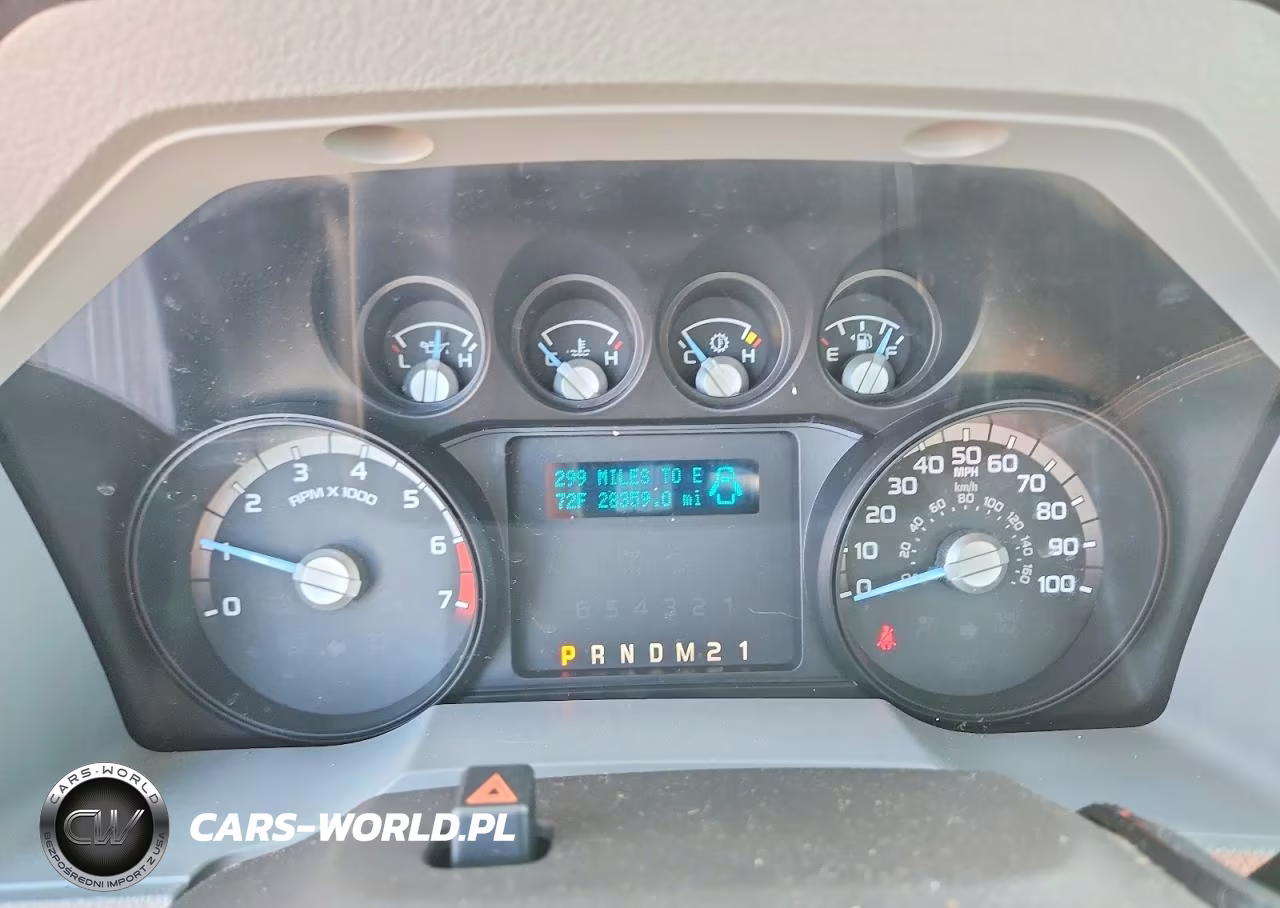 2013 Ford F250 Super Duty VIN:1FTBF2A69DEB81856 - 9