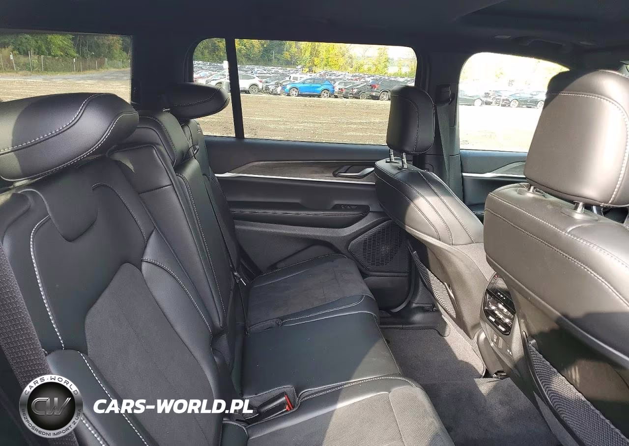 2026 Jeep Grand Cherokee L VIN:1C4RJKAR9T8591612 - 11