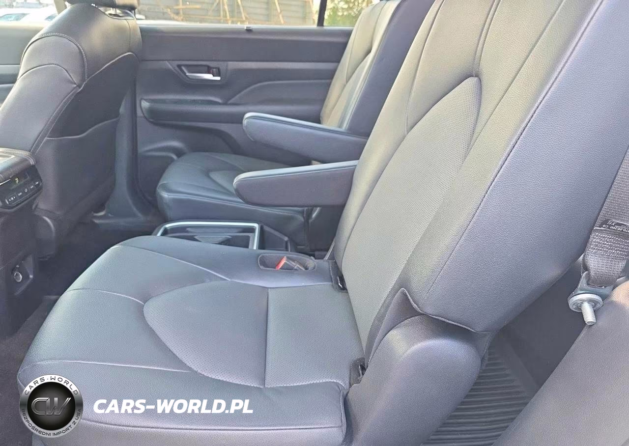 2026 Toyota Grand Highlander Hybrid Xle VIN:5TDACAB56TS086765 - 11