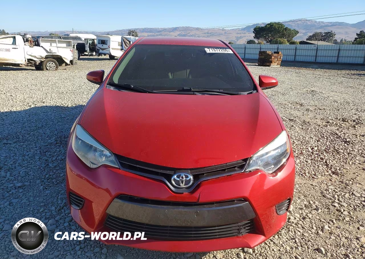 2016 Toyota Corolla Le VIN:5YFBURHE7GP392539 - 5