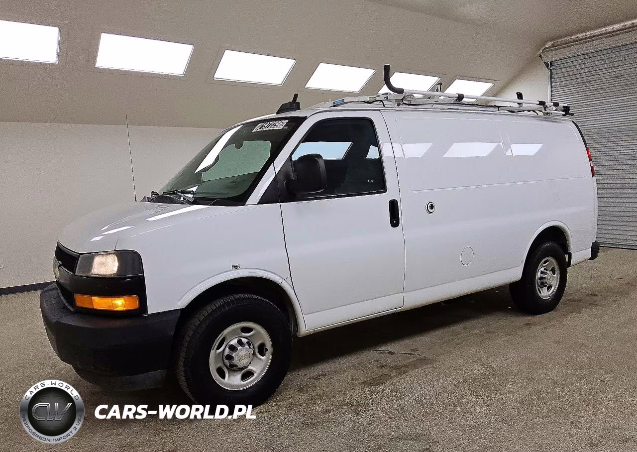 2020 Chevrolet Express G2500 VIN:1GCWGAFP7L1262709 - 1