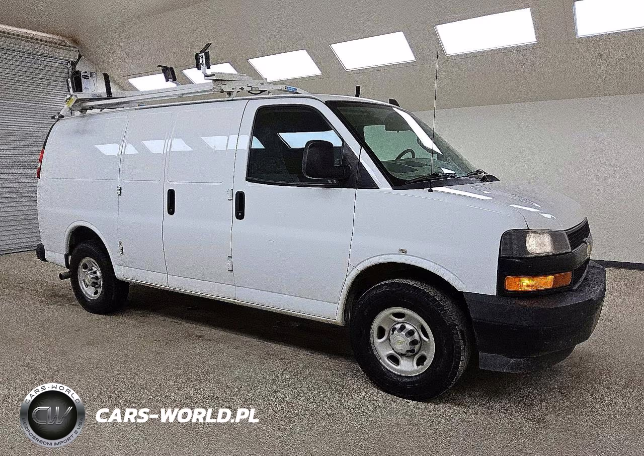 2020 Chevrolet Express G2500 VIN:1GCWGAFP7L1262709 - 4