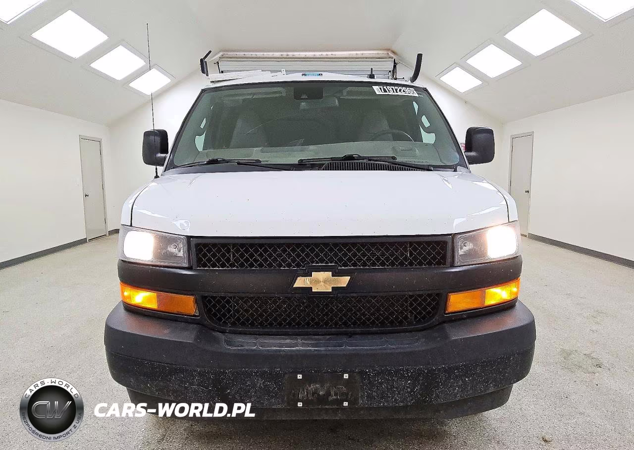 2020 Chevrolet Express G2500 VIN:1GCWGAFP7L1262709 - 5