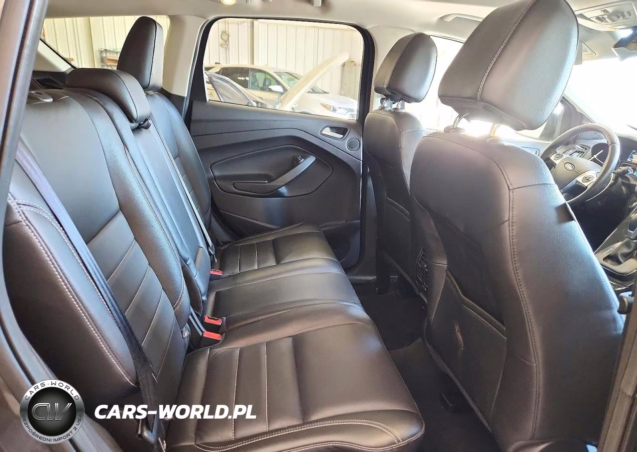 2015 Ford Escape Titanium VIN:1FMCU0JXXFUA89232 - 10